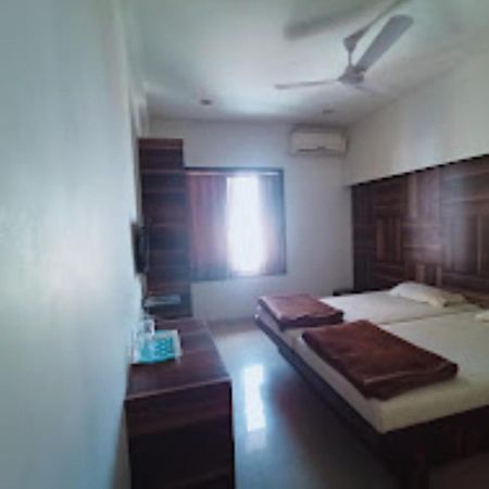 Atithi Guest House,ناسيك المظهر الخارجي الصورة